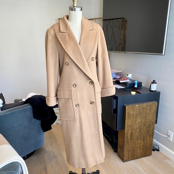 SOLD ‼️ Max Mara Camel Wool Coat - Picture 2 of 7